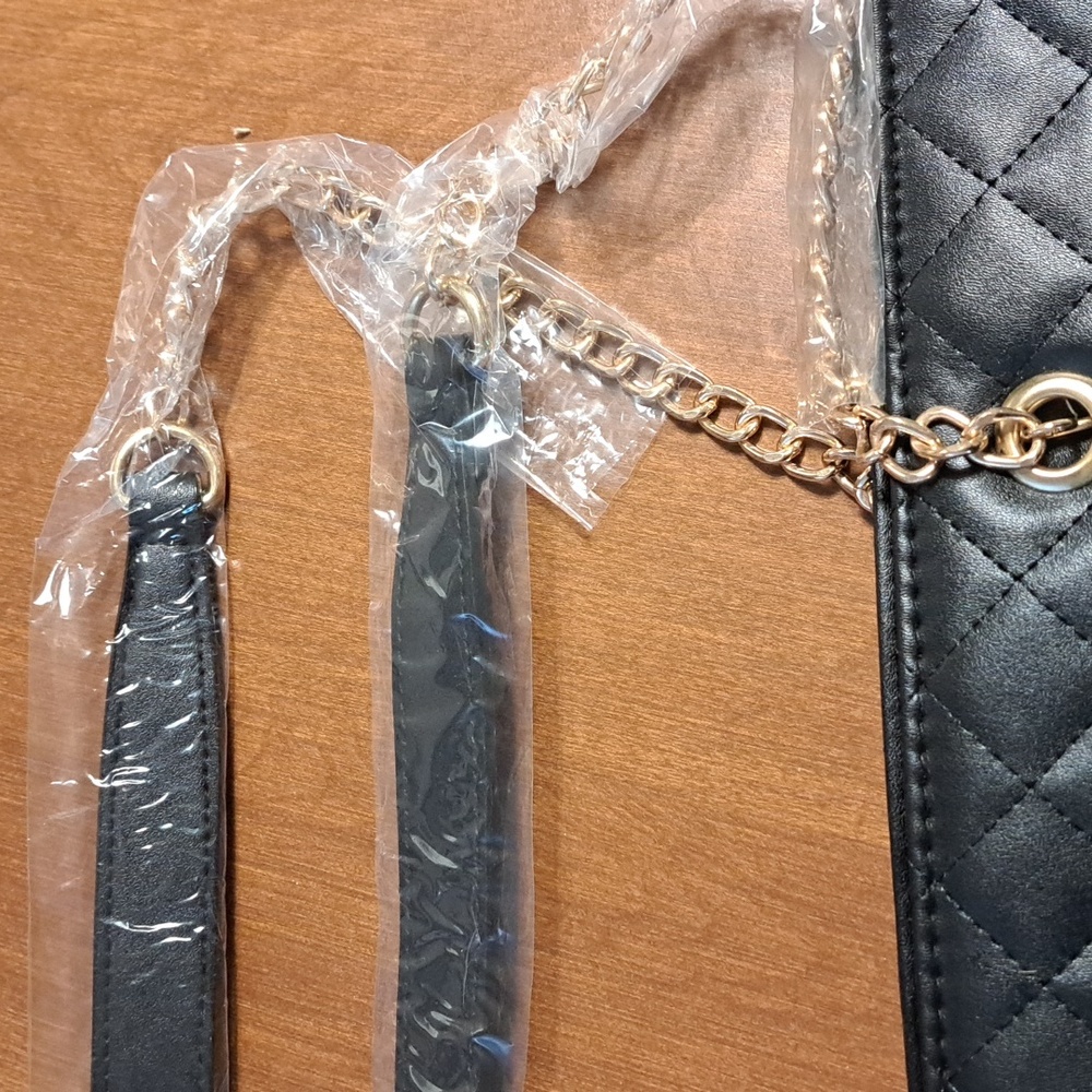 FLASH SALE Badgley Mischka Elegant Black Quilted Tote Bag New 129 - Picture 4 of 7